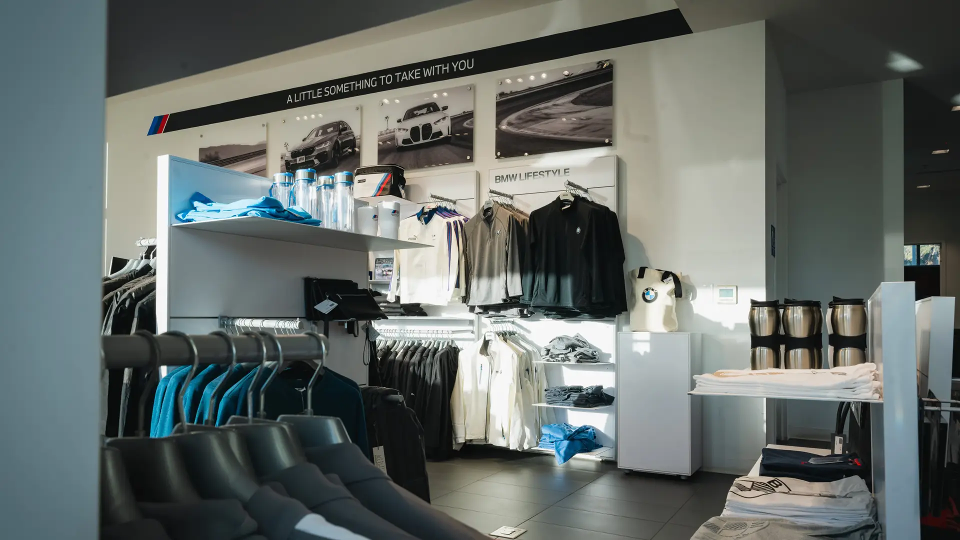 MINI Driving Experience gift shop