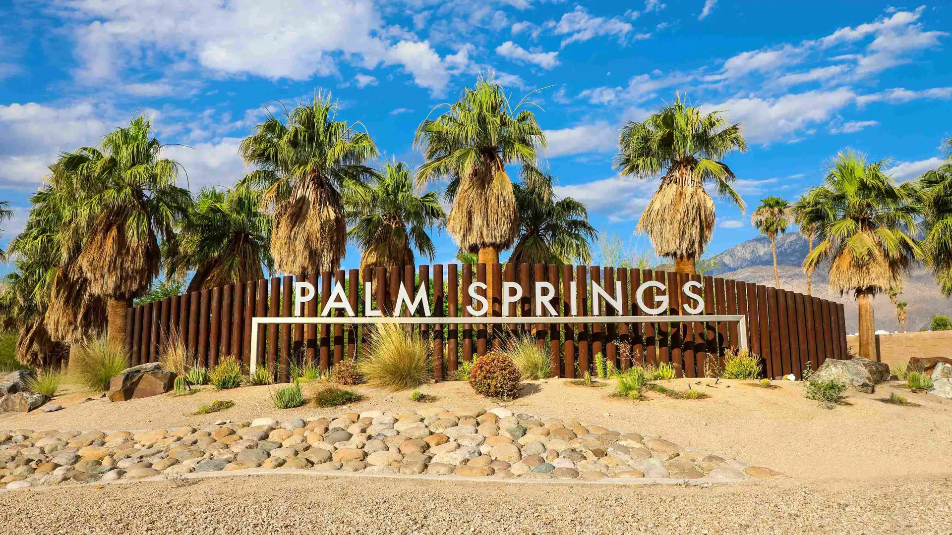 Palm Springs sign